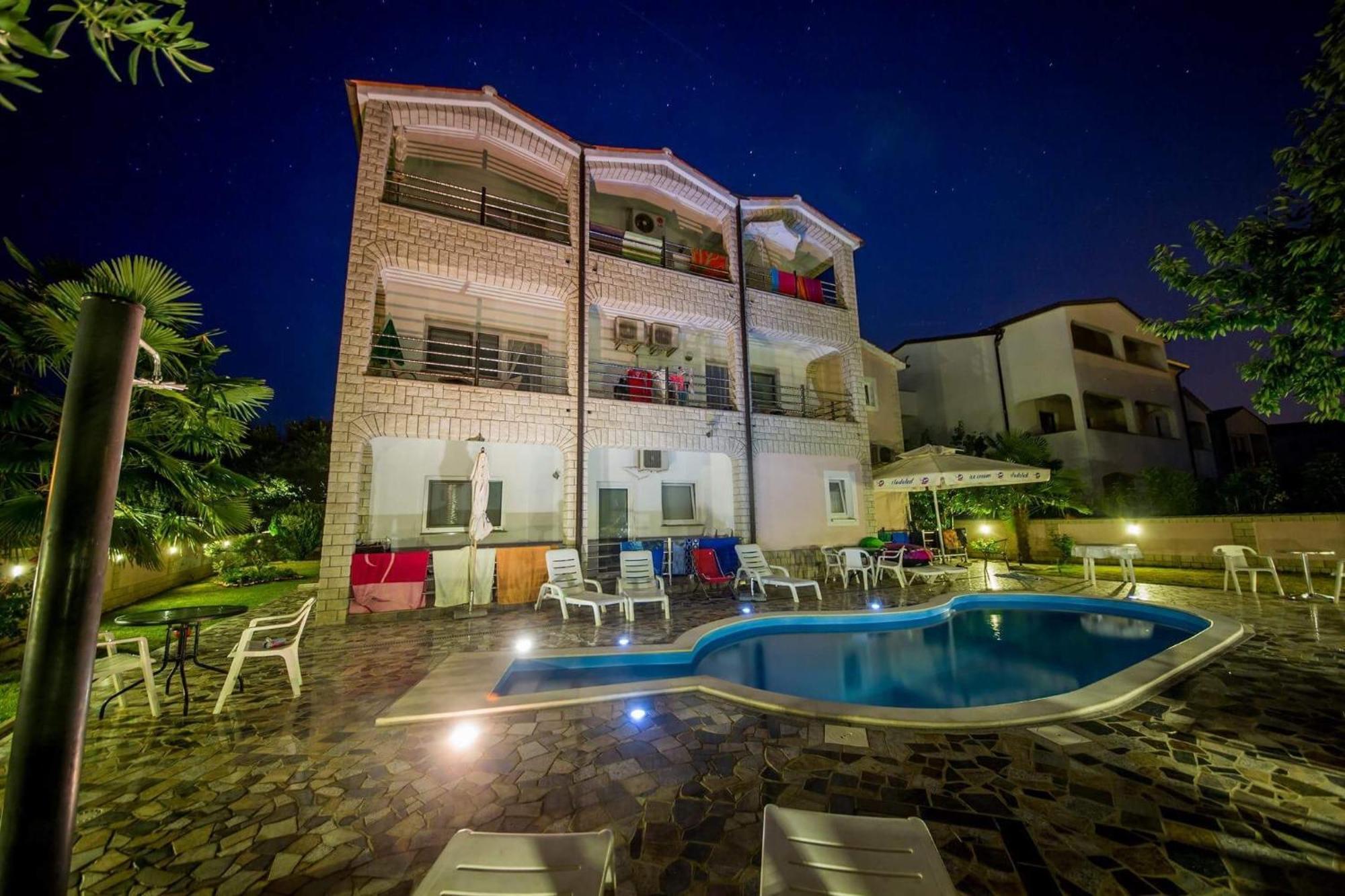 Villa Baldi -Apartmani Danny Тар Экстерьер фото