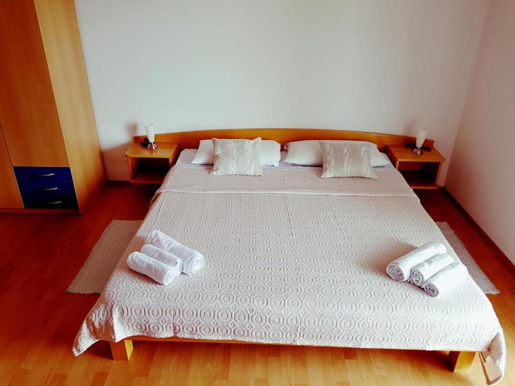 Villa Baldi -Apartmani Danny Тар Экстерьер фото