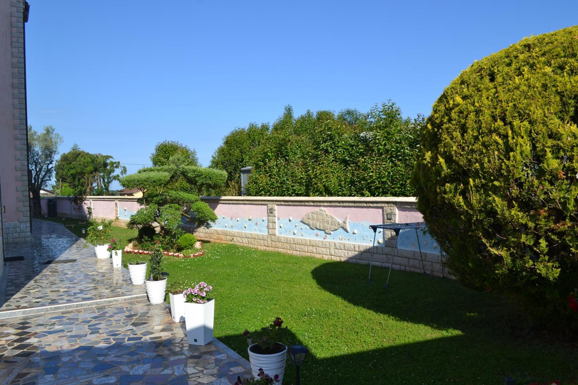 Villa Baldi -Apartmani Danny Тар Экстерьер фото
