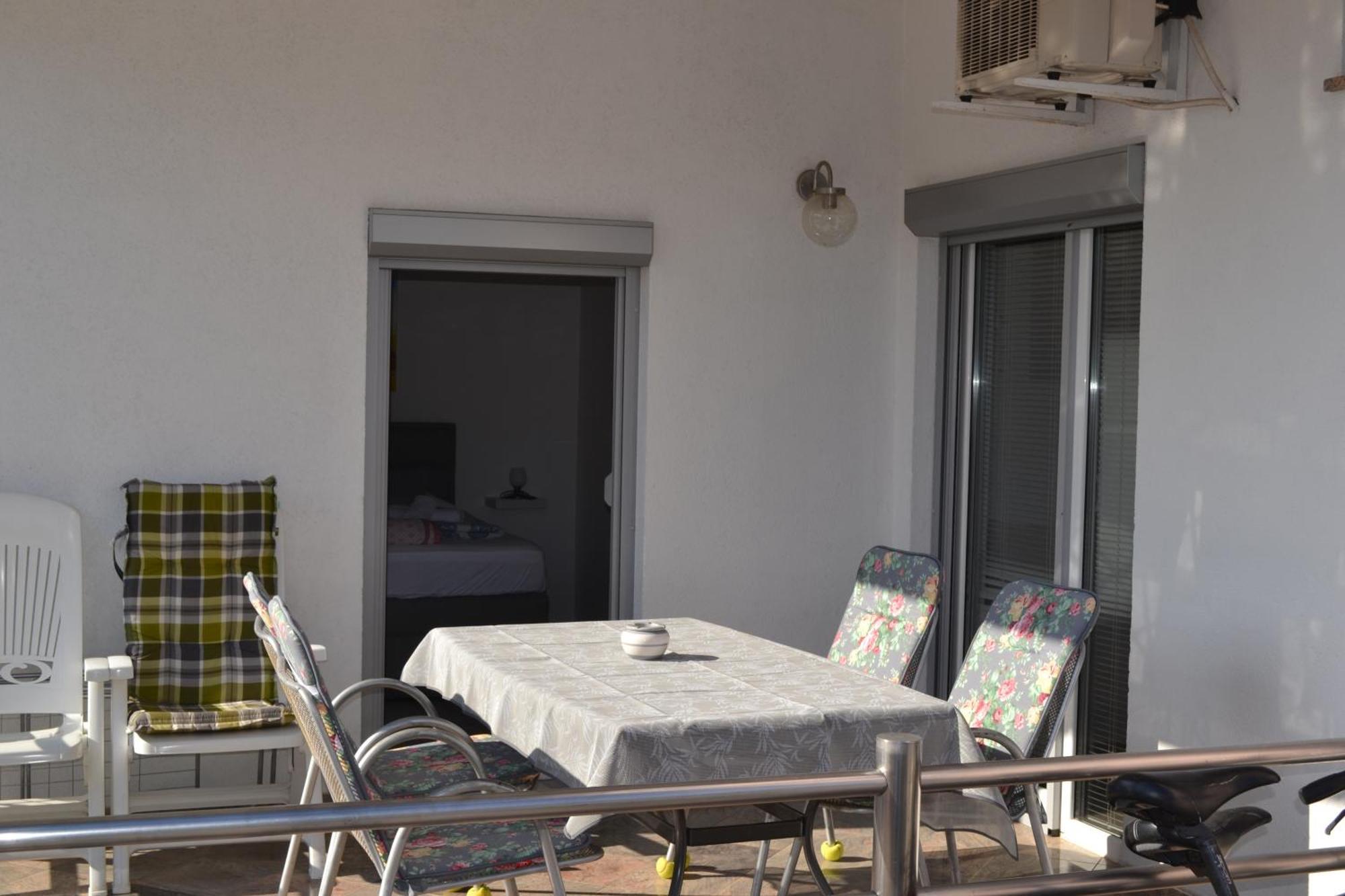 Villa Baldi -Apartmani Danny Тар Экстерьер фото